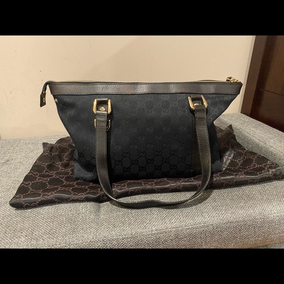 Authentic Gucci handbag - Picture 1 of 14